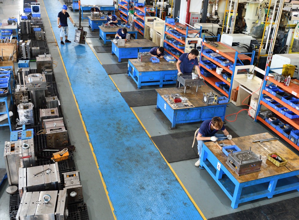 High precision injection mold China used for mass production of plastic parts 