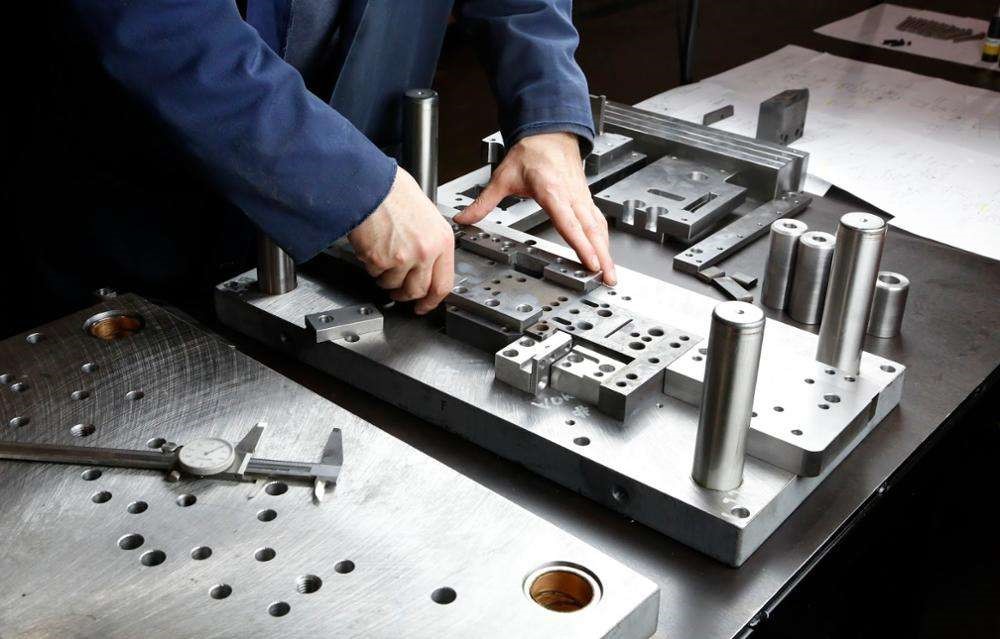 High-precision prototype tooling process for manufacturing