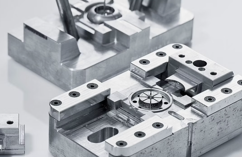 Rapid injection molding line in China cutting lead time